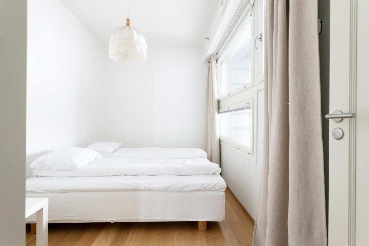 2Ndhomes Cozy 1Br Apartment With Balcony By The Central Station Helsinki Esterno foto