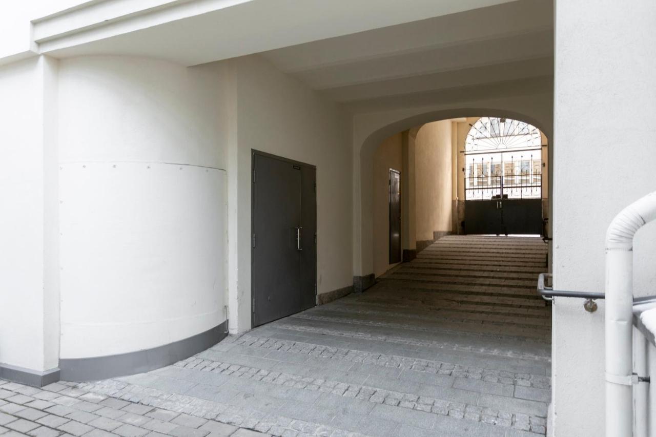 2Ndhomes Cozy 1Br Apartment With Balcony By The Central Station Helsinki Esterno foto